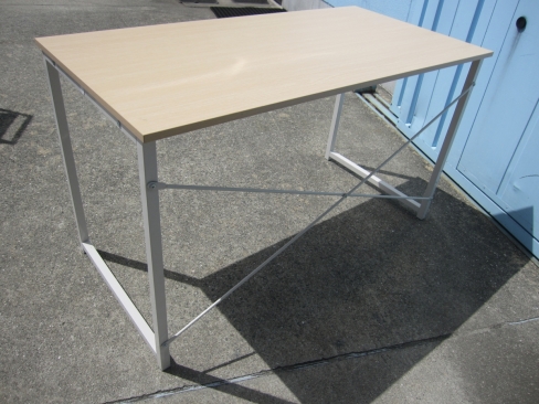 特価！　ワークデスク　アジャスター無し　木目チーク　1200ｘ600ｘ690