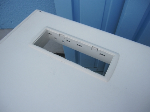 事務机　片袖デスク　ホワイト　鍵あり　1200ｘ700ｘ700