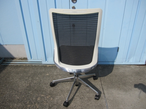 事務イス　ブラック　メッシュ　オカムラ製コーラルチェア　CQ35BW　FSH1　K002