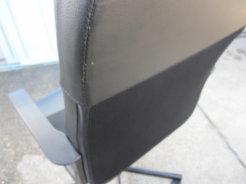 特価！　事務イス　イケア製　ブラック　肘あり　ハイバック