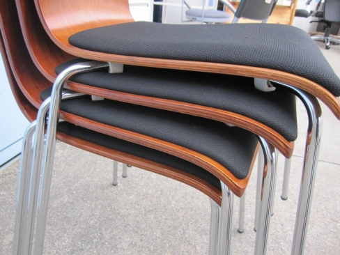 特価！　会議用チェア4台セット　背もたれ傷あり