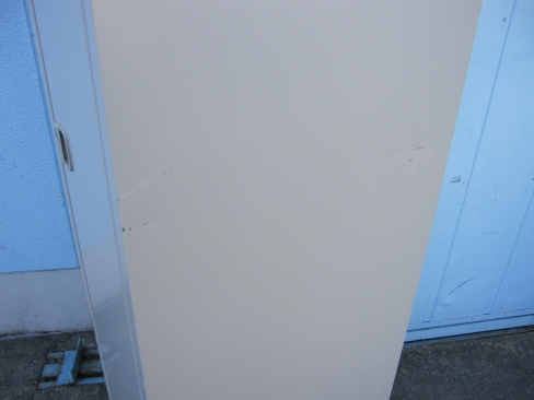 1人用ロッカー　鍵あり　ニューグレー　イトーキ製　317ｘ515ｘ1790