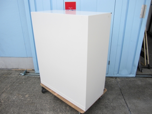 両開き書庫　ホワイト　鍵あり　イトーキ製シンライン　900ｘ450ｘ1100　HTM-109HSS-W9