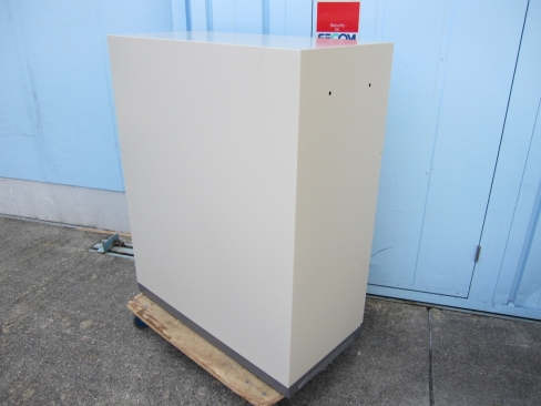 3段ラテラル　鍵あり　コクヨ製　ニューグレー　900ｘ450ｘ1100　ベース横へこみあり