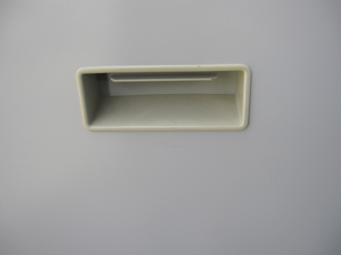 3段ラテラル　鍵あり　ニューグレー　コクヨ製　900ｘ450ｘ1100　天板に塗装はげあり