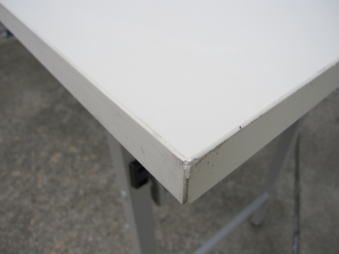 折り畳みテーブル　ホワイト　1800ｘ450ｘ700