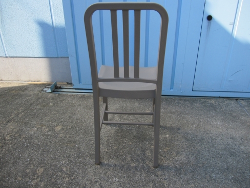 チェア　ポリプロピレン　ライトブラウン