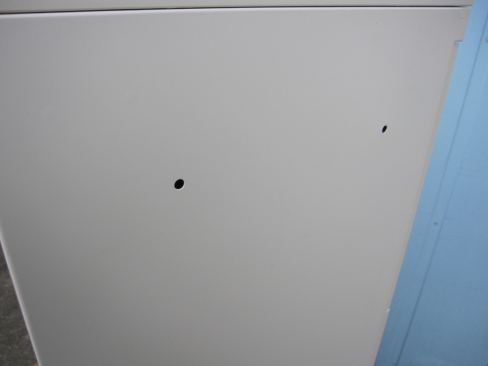 3段ラテラル　鍵あり　ホワイト　オカムラ製ヴィラージュ