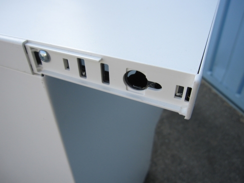 事務机　片袖デスク　ホワイト　鍵あり　1000ｘ700ｘ700　イトーキ製ＣＺＲ