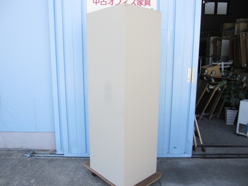2人用ロッカー　鍵あり　ニューグレー　608ｘ515ｘ1790　ライオン製