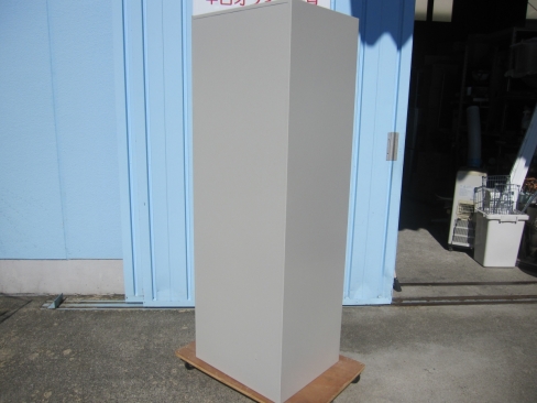 2人用ロッカー　ナイキ製　鍵あり　ニューグレー　608ｘ515ｘ1790