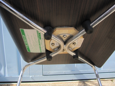 スタッキングチェア　木目ダークブラウン　オリバー製