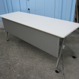 会議用テーブル ホワイト 1800x600x700 スタックテーブル 幕板あり ウチダ製