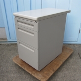 3段脇机 ニューグレー 鍵あり 400x700x700 ウチダ製フィード