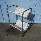 移動式本立て ホワイト キャスター付きワゴン 560x400x790