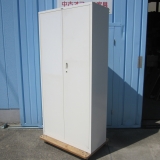 両開き書庫 ホワイト 鍵あり 日焼け跡あり 900x400x1850