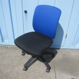 事務イス ナイキ製 ブルー/ブラック
