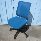 事務イス コクヨ製ミトラ ブルー CRSG2900E1N